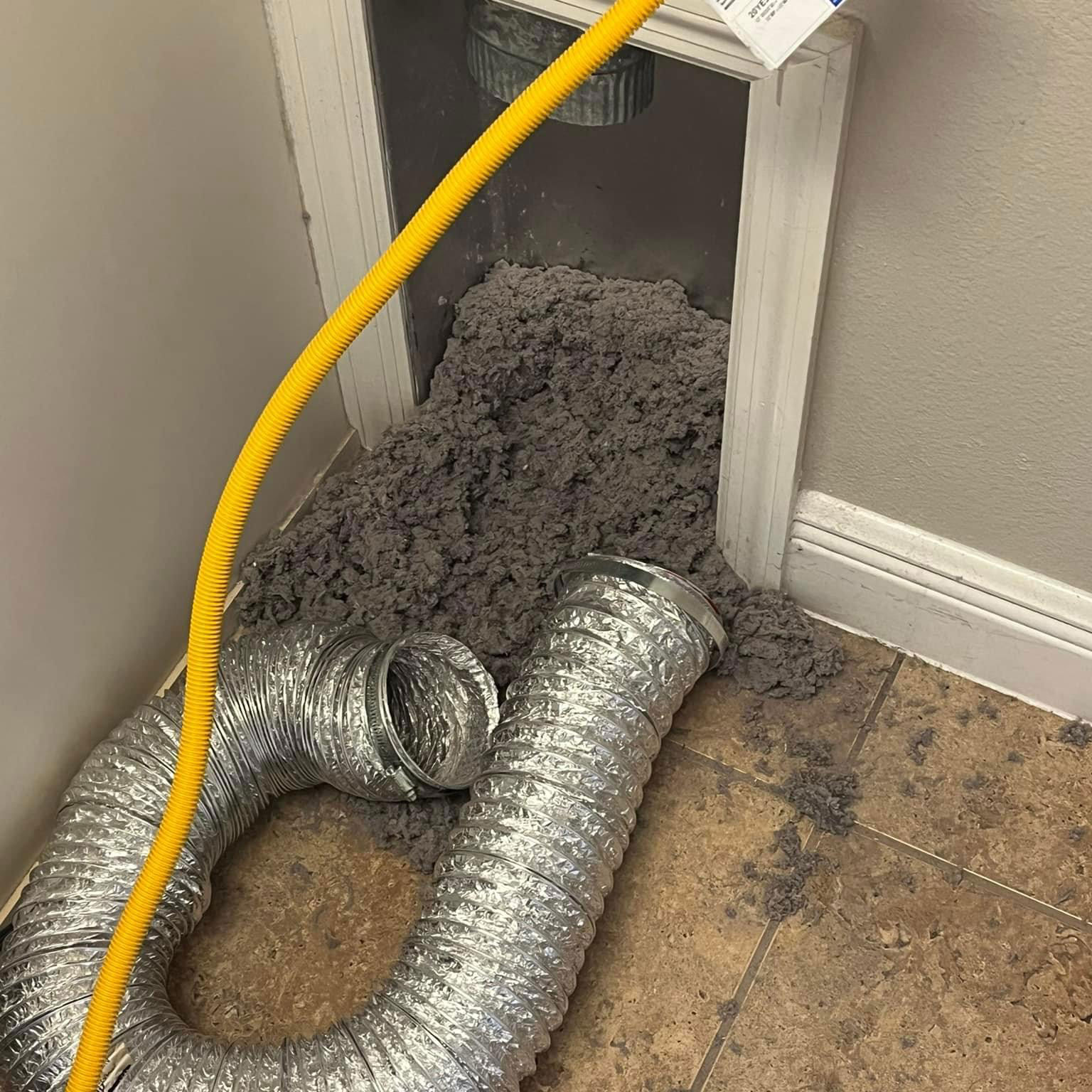 dirty dryer vent that needs to be cleaned